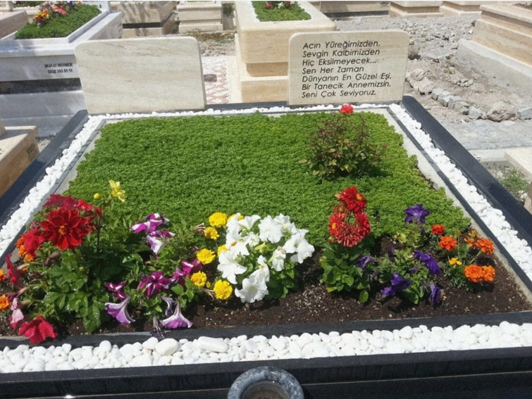 Başkent Mezar Bakım Hizmetleri, Mezar Bakımı, Periyodik Mezar Bakımı, Mezar Toprak Değişimi ve Gübreleme, Mezar Çiçeklendirme, Mezar Sulama, Ağaç Dikimi, Mezar Yapımı, Mezar Tamiri, Çiçeklendirme, Mermer